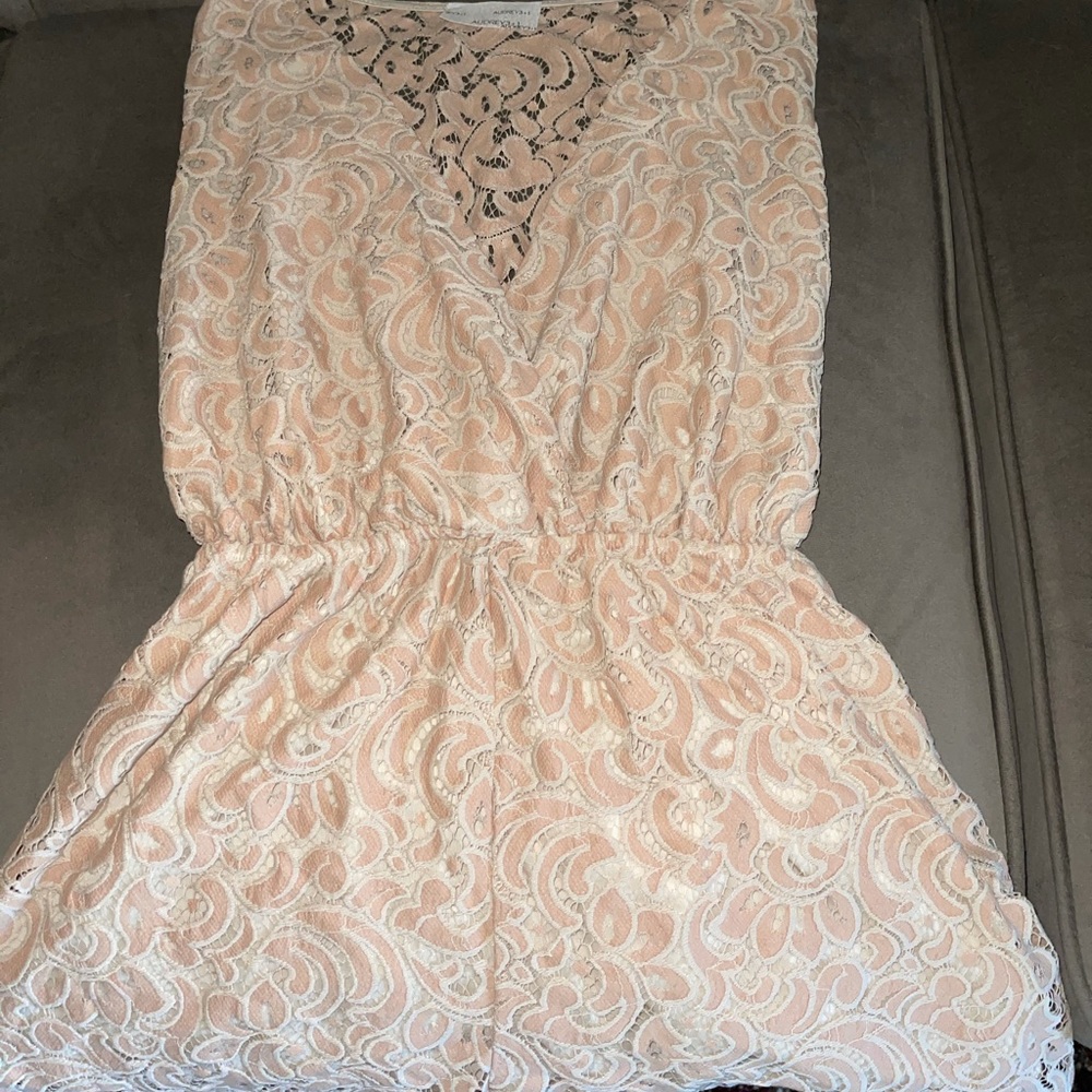 Cream small Audrey 3+1 floral romper